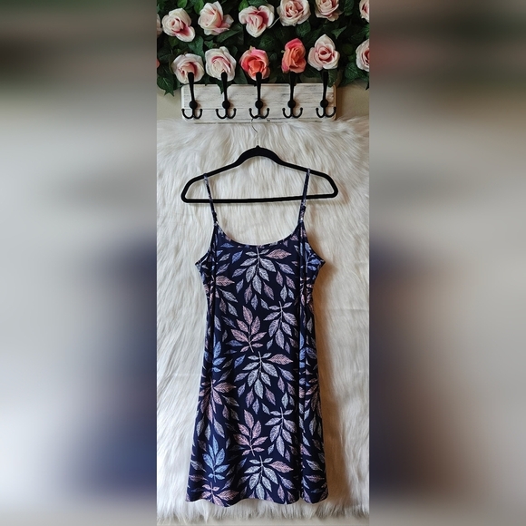 Sandra & Tiffany Midnight Feathers Nightie (NWOT) - Picture 3 of 6